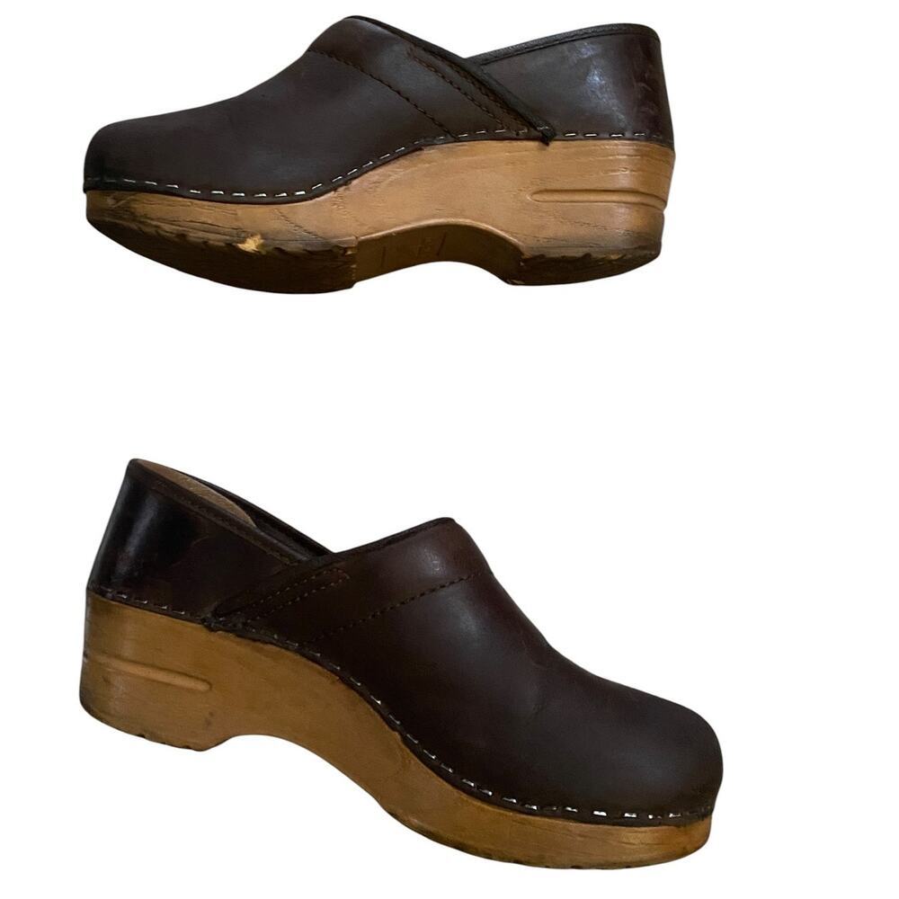 Dansko Professional Clogs Brown Oiled Leather Slip On Comfort Shoes Women Sz 35